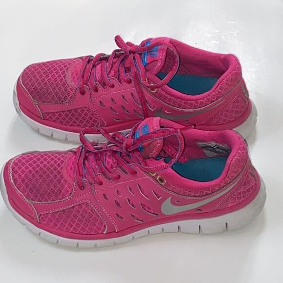 NIKE FLEX 2013 RUN WOMEN TENNIS SHOES SIZE 6 - Picture 1 of 9